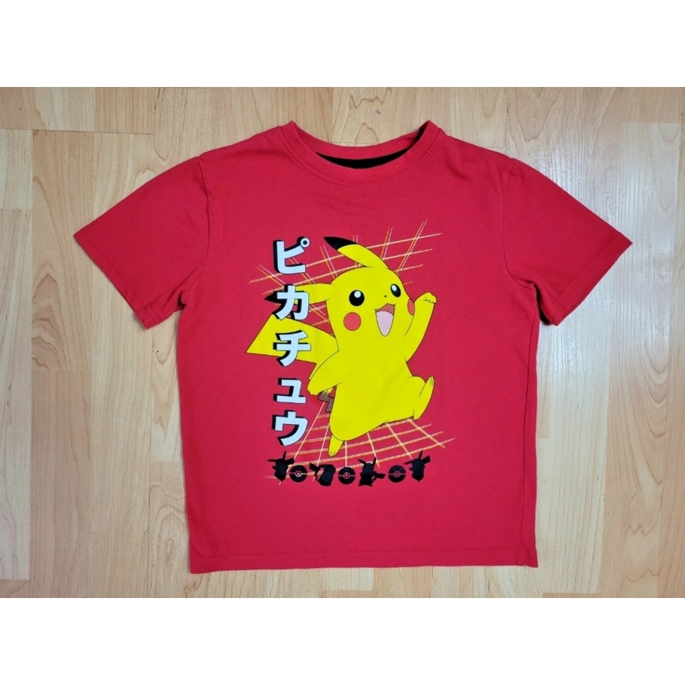 BUNDLE & SAVE Nintendo Pokemon Pikachu t-shirt